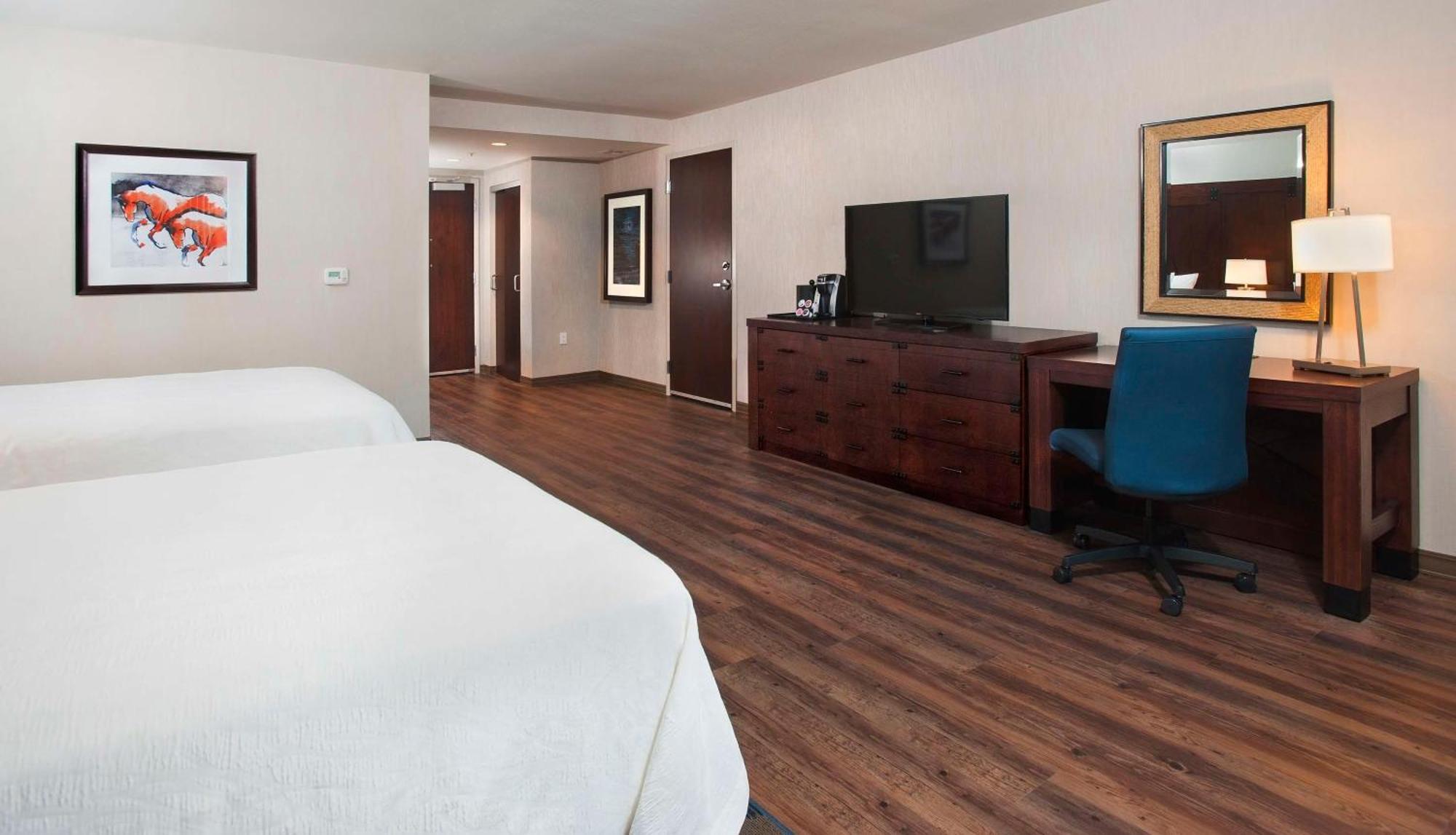 Hilton Garden Inn Burbank Los Angeles Экстерьер фото